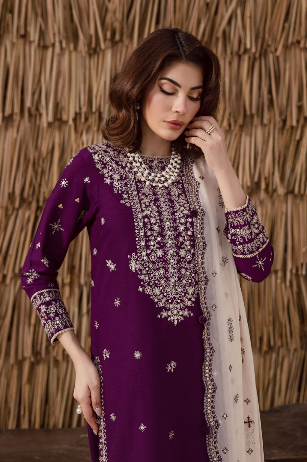 Dhanak Hit Codes – Full Heavy Embroidered 3-Piece Suit