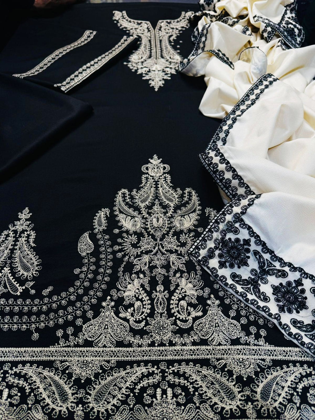 Batik 3PC Casual Winter Suit – Heavy Embroidered with Dhank Shawl