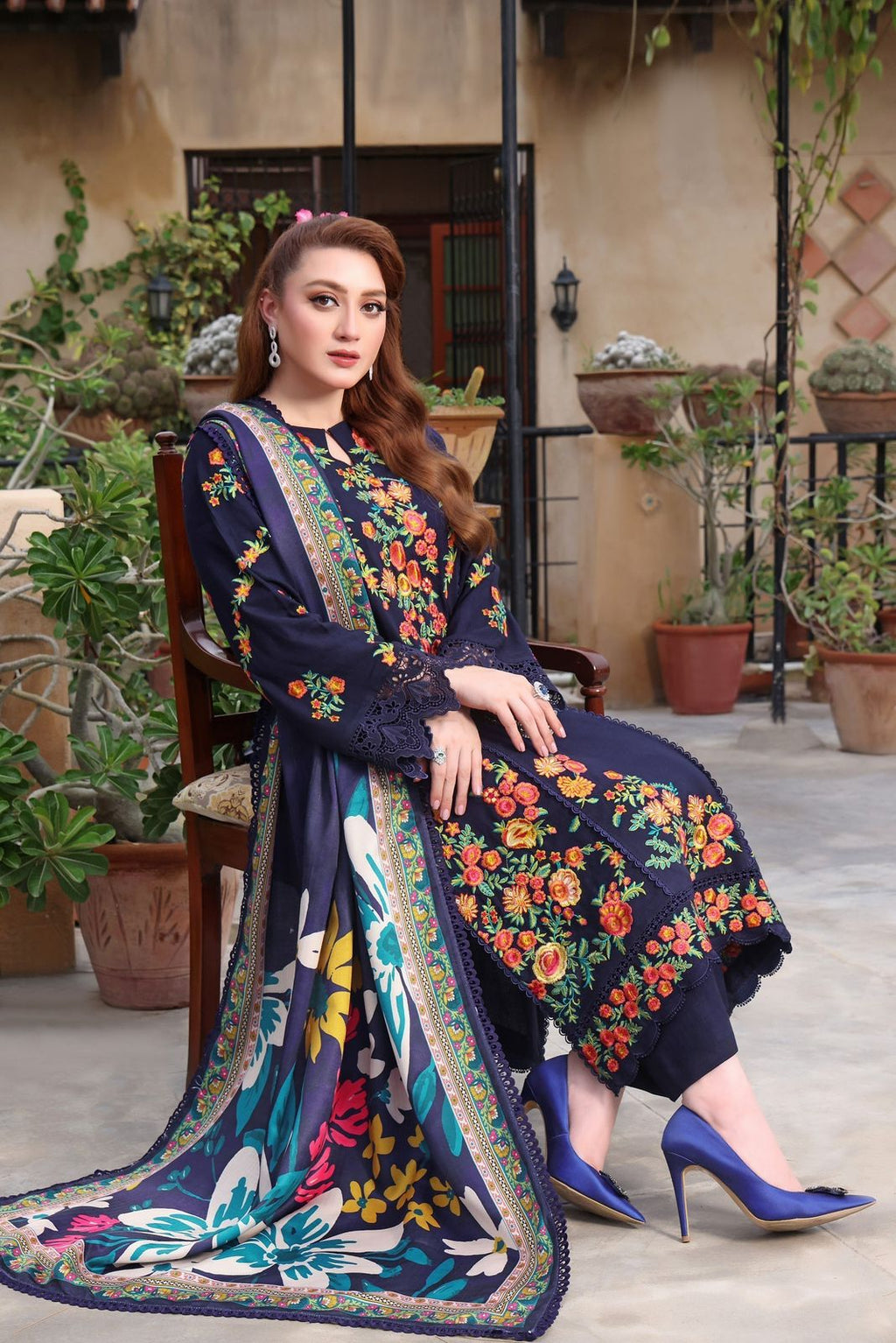 Aneela 3PC Casual Winter Suit with Zari Pashmina Shawl