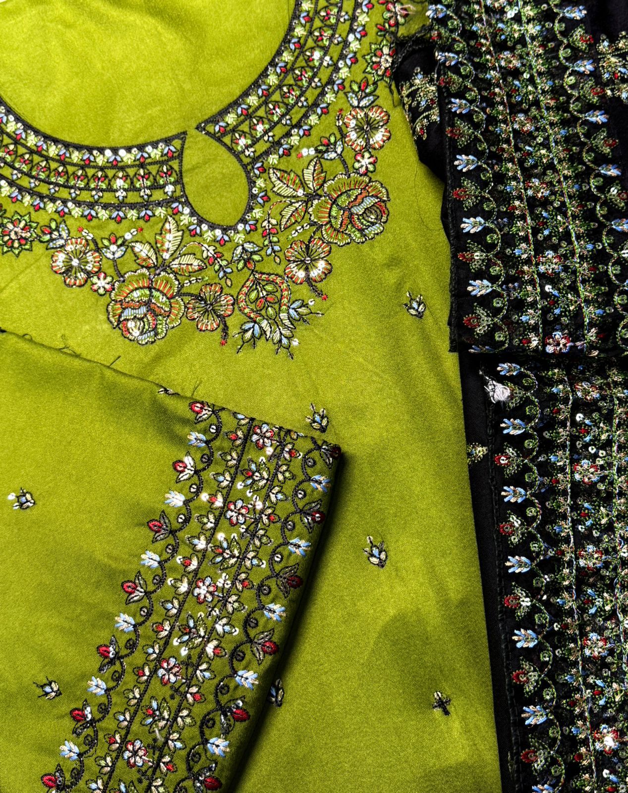 ELEGENT 7089 Dhanak 3PC Casual Winter Suit with Embroidered Shawl