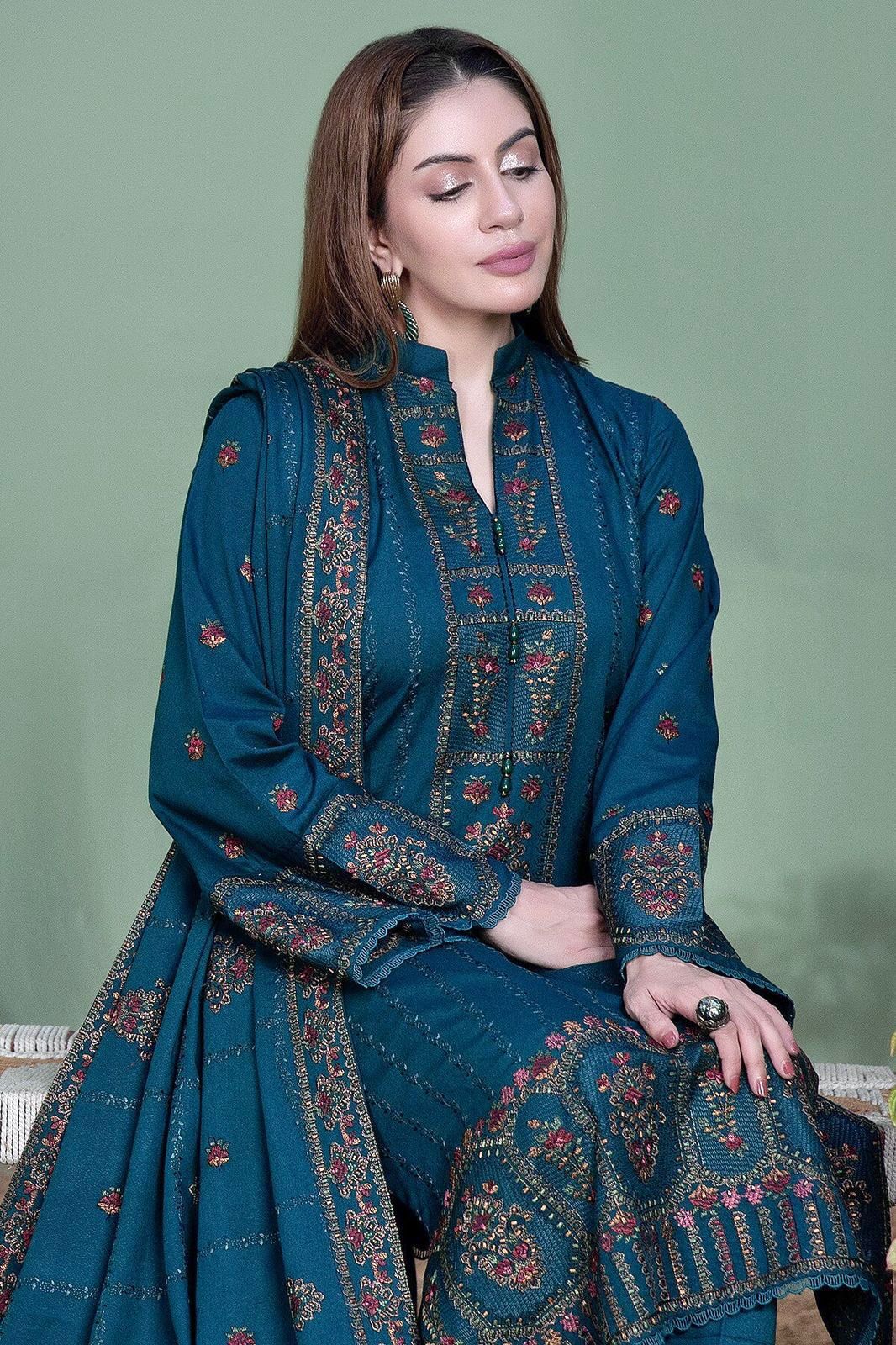 NOOR-E-FAJAR 7188 Dhanak 3PC Heavy Embroidered Winter Suit