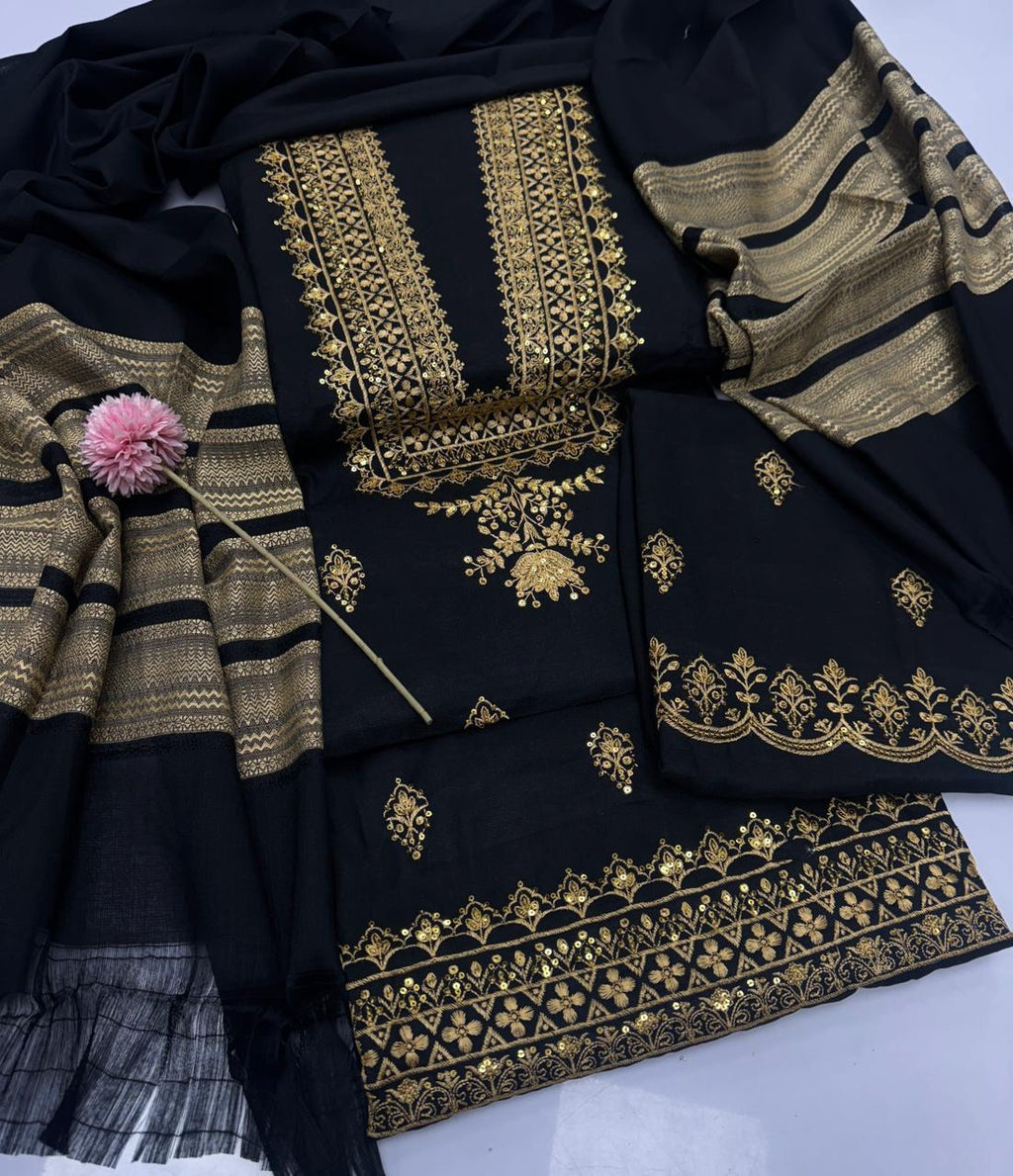 Winter Collection 2025 Khaadi Khadar 3PC Traditional Embroidered Suit