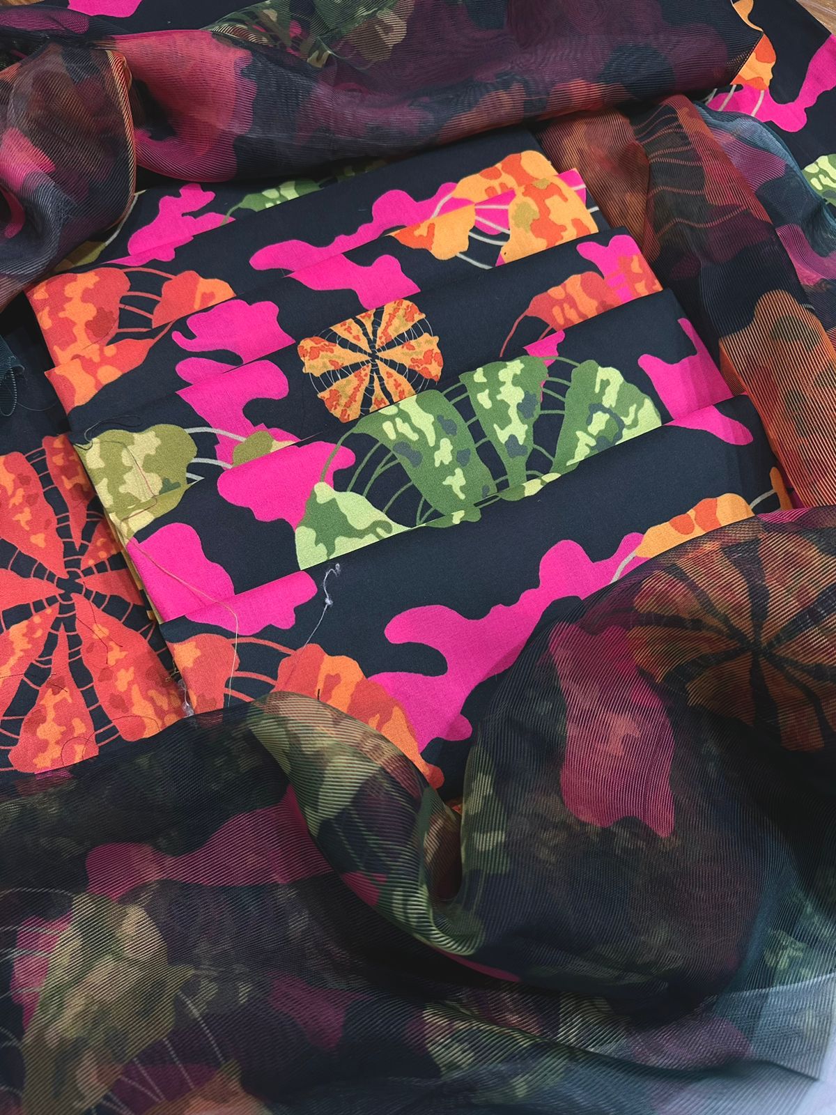 Limelight Pret Diaries Swiss Lawn 3PC Suit