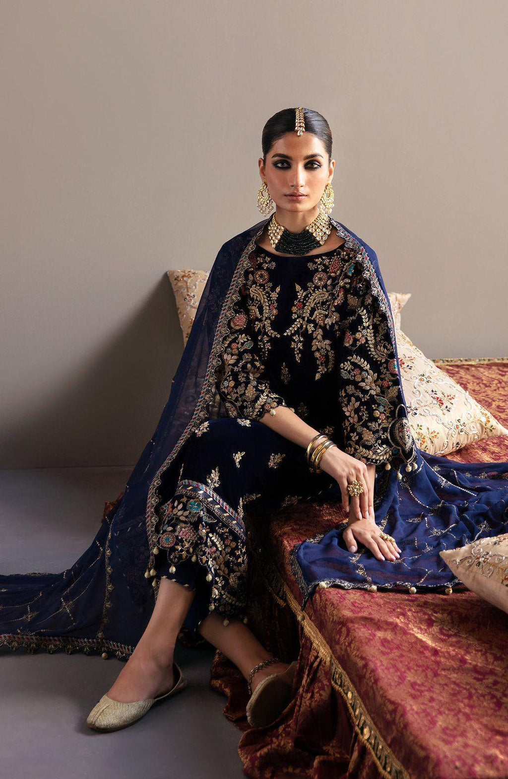 Luxury Velvet Embroidered Wedding Suit
