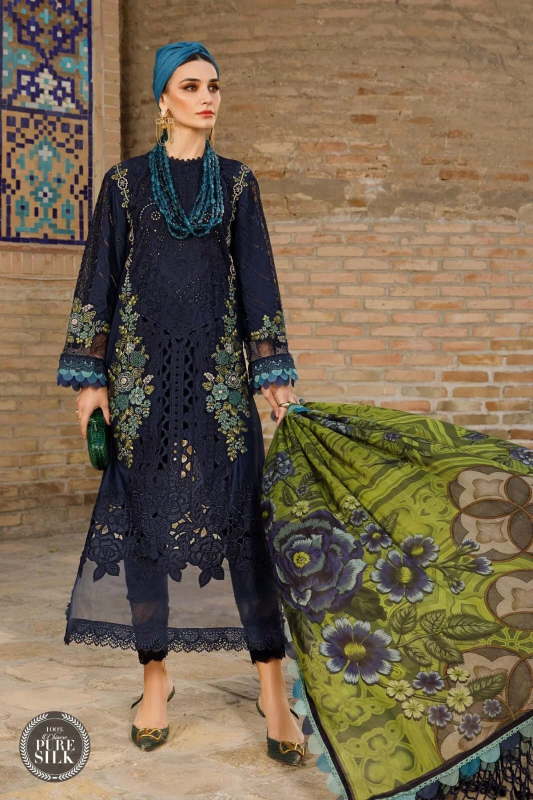 Chikankari Lawn Collection – Design Code D2313-B