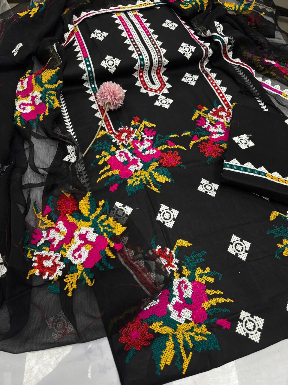 Cotton Lawn Aari Work – Summer Collection 2026