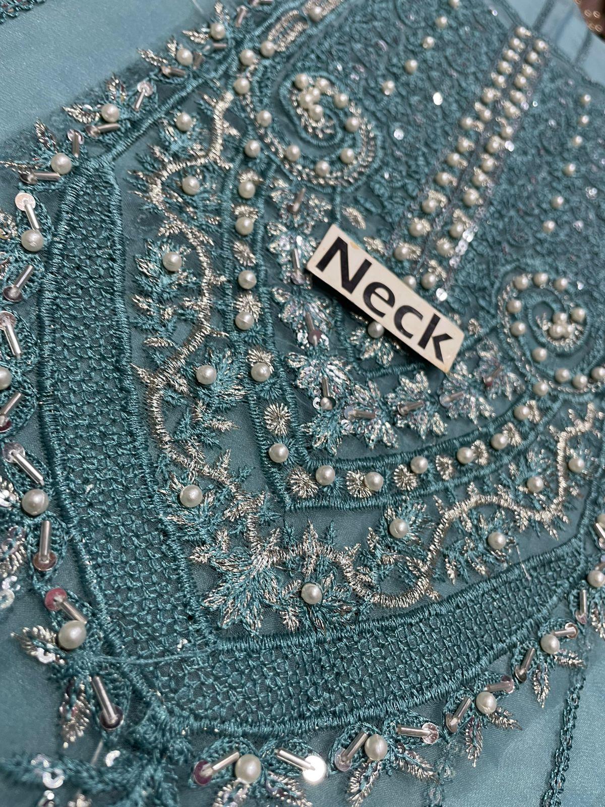 Ahmozi Maryam’s Hit Code – Unstitched 3PC Luxury Embroidered Organza Suit