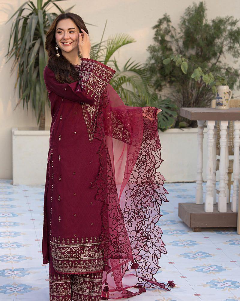 Rangreza 426 Lawn Airjet 3PC – Heavy Embroidery & Sequence Work