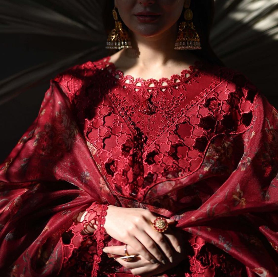 Qalamkar Luxury Lawn 3PC – 2023 Catalog | Original Inspired Design