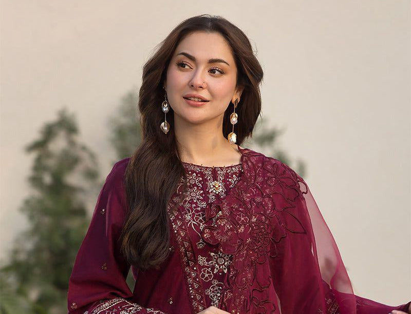 Rangreza 426 Lawn Airjet 3PC – Heavy Embroidery & Sequence Work